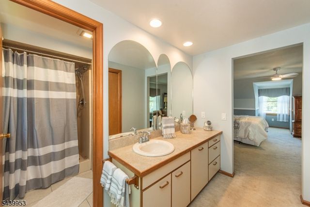 2 Baron Rd, West Milford Twp., NJ 07480