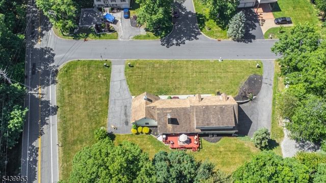 2 Baron Rd, West Milford Twp., NJ 07480