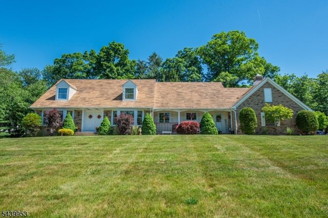 2 Baron Rd, West Milford Twp., NJ 07480