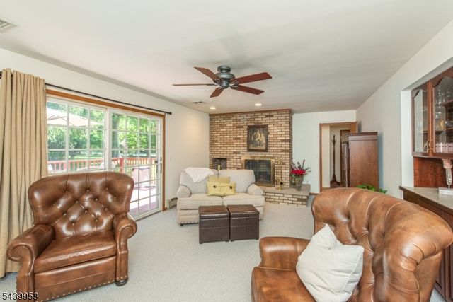 2 Baron Rd, West Milford Twp., NJ 07480