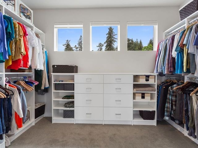 916 W MAGNOLIA Loop, Washougal, WA 98671