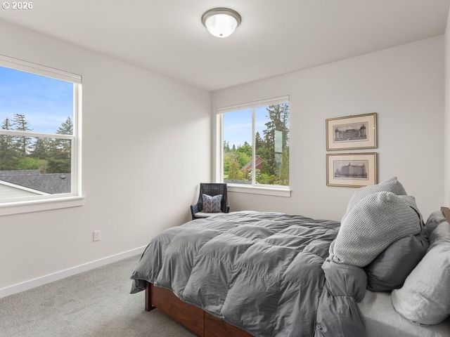 916 W MAGNOLIA Loop, Washougal, WA 98671