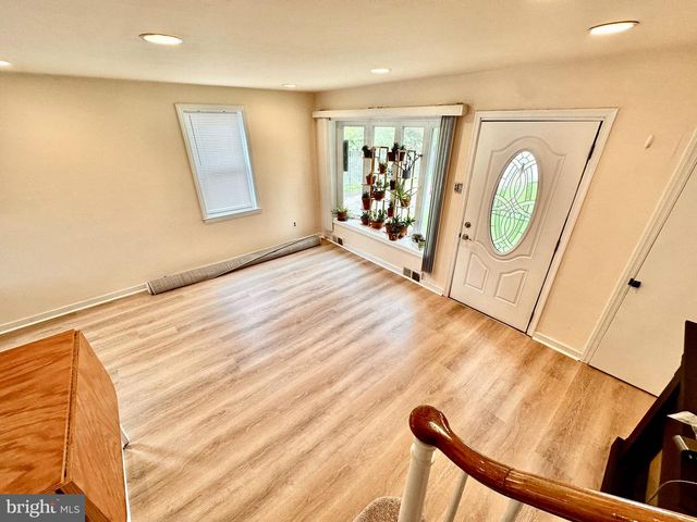 8730 WISSAHICKON AVE, Philadelphia, PA 19128