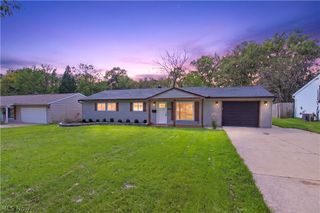 6242 Oxford Court, Bedford Heights, OH 44146