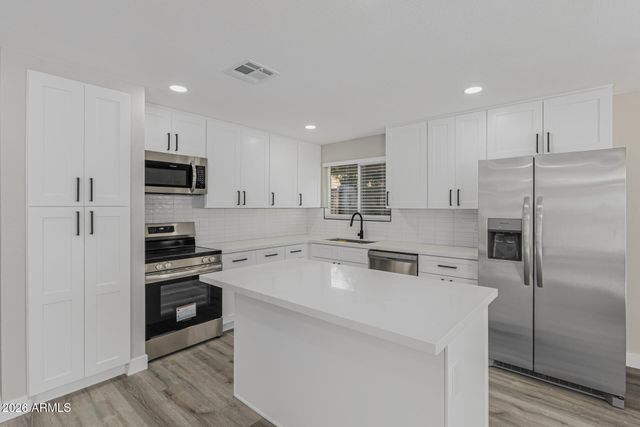 1643 W NARANJA Avenue, Mesa, AZ 85202