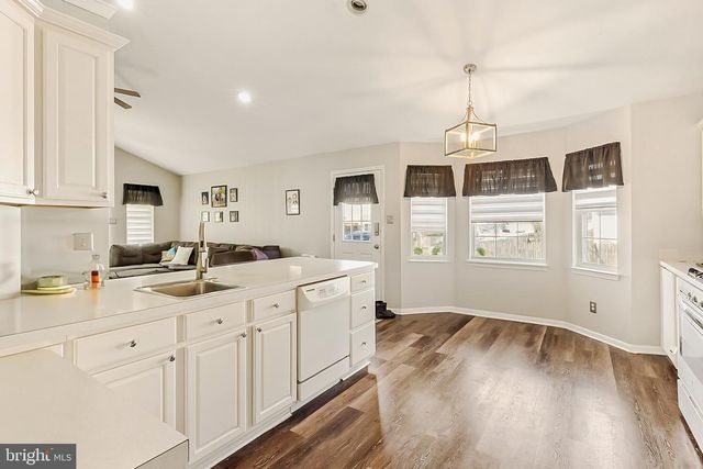 475 JESSUPS MILL RD, Mantua, NJ 08051