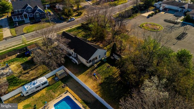 475 JESSUPS MILL RD, Mantua, NJ 08051