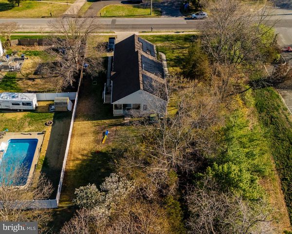 475 JESSUPS MILL RD, Mantua, NJ 08051