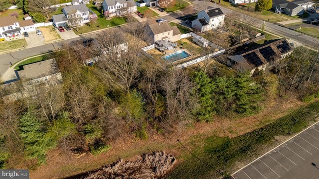 475 JESSUPS MILL RD, Mantua, NJ 08051