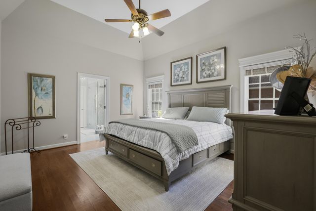 1719 Ironwood CT, Murfreesboro, TN 37129