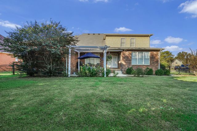 1719 Ironwood CT, Murfreesboro, TN 37129