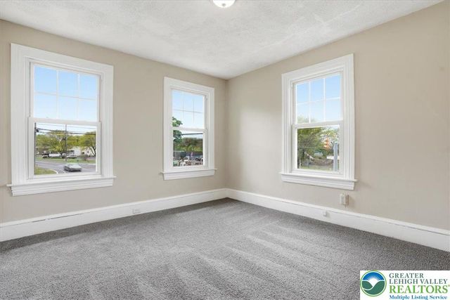 425 Meco Road, Easton, PA 18040