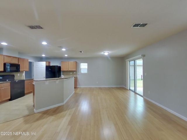 11982 ALEXANDRA Drive, Jacksonville, FL 32218