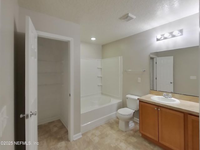 11982 ALEXANDRA Drive, Jacksonville, FL 32218