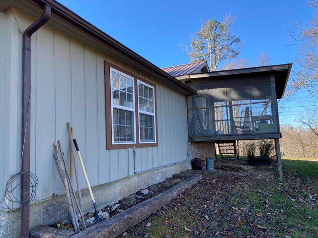 182 Fanchester Heights, Whitley City, KY 42653