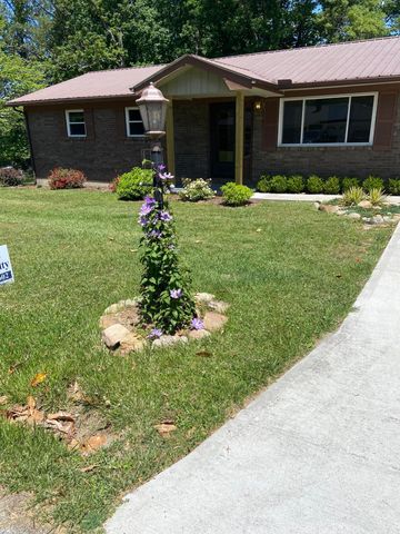 182 Fanchester Heights, Whitley City, KY 42653