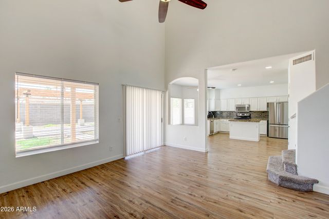 1550 N Sunset Place, Chandler, AZ 85225