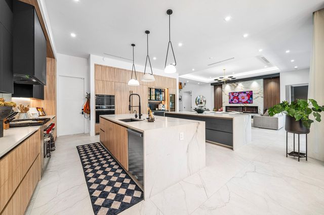 1030 NE 2nd Terrace, Boca Raton, FL 33432