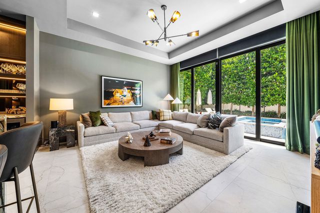 1030 NE 2nd Terrace, Boca Raton, FL 33432