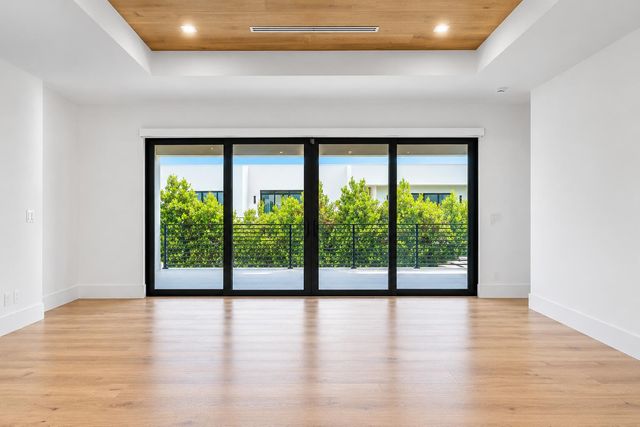 1030 NE 2nd Terrace, Boca Raton, FL 33432
