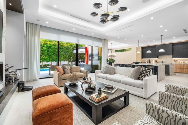 1030 NE 2nd Terrace, Boca Raton, FL 33432