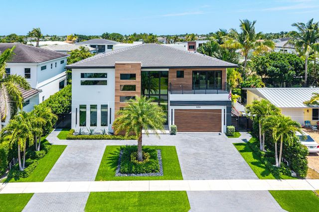 1030 NE 2nd Terrace, Boca Raton, FL 33432