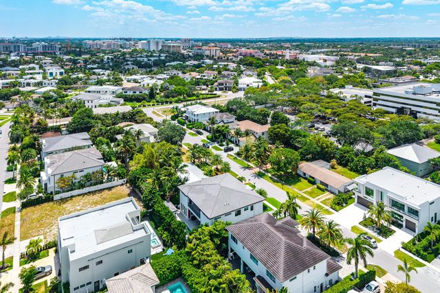 1030 NE 2nd Terrace, Boca Raton, FL 33432