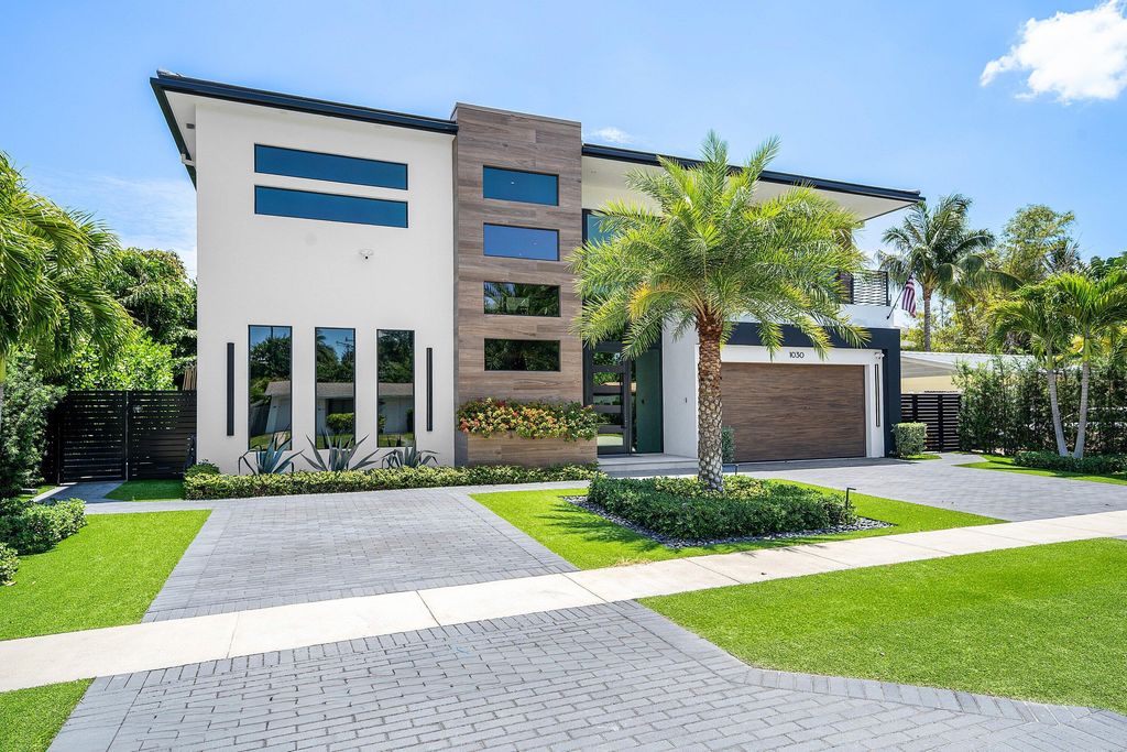 1030 NE 2nd Terrace, Boca Raton, FL 33432