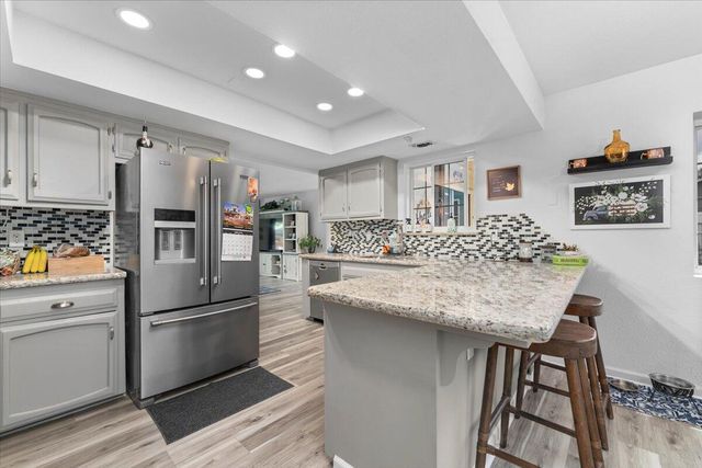 7597 Terra Linda Way, Redding, CA 96003