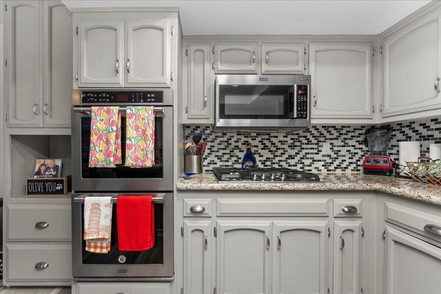 7597 Terra Linda Way, Redding, CA 96003