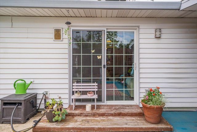 7597 Terra Linda Way, Redding, CA 96003