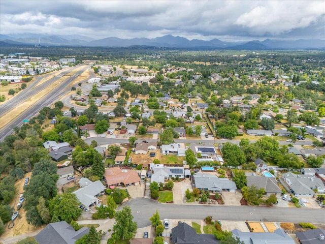 7597 Terra Linda Way, Redding, CA 96003