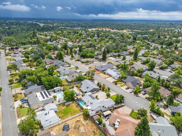 7597 Terra Linda Way, Redding, CA 96003