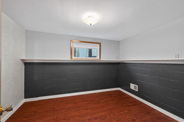 10640 Xavis Street NW, Coon Rapids, MN 55433