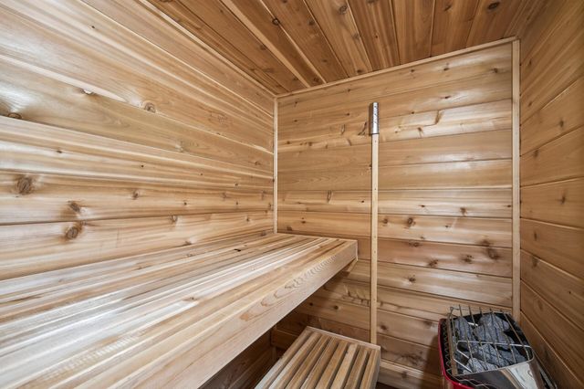 10640 Xavis Street NW, Coon Rapids, MN 55433