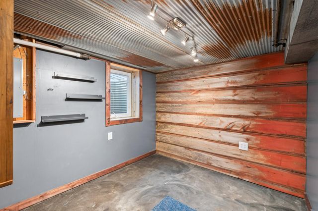 10640 Xavis Street NW, Coon Rapids, MN 55433