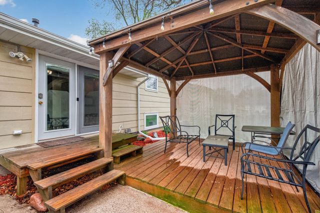 10640 Xavis Street NW, Coon Rapids, MN 55433