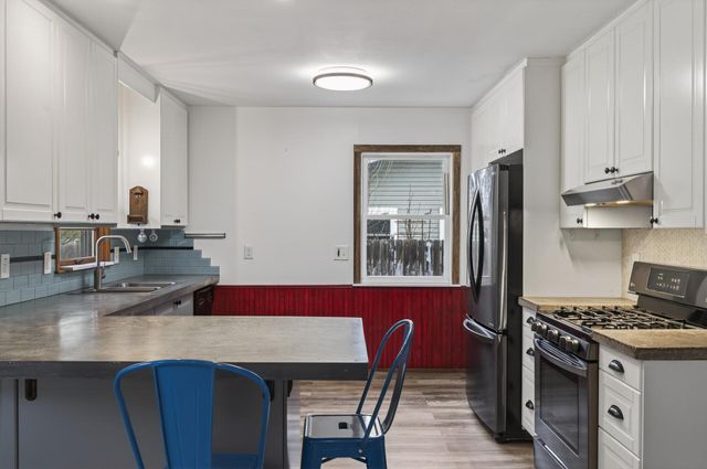 10640 Xavis Street NW, Coon Rapids, MN 55433