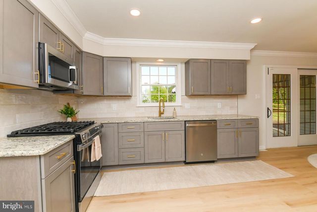 730 TOMLIN STATION RD, Mullica Hill, NJ 08062