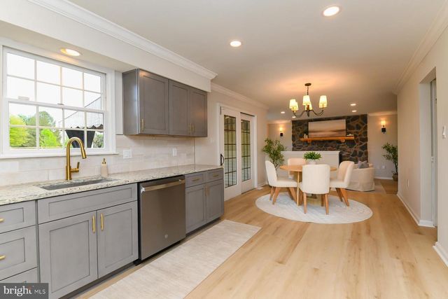 730 TOMLIN STATION RD, Mullica Hill, NJ 08062