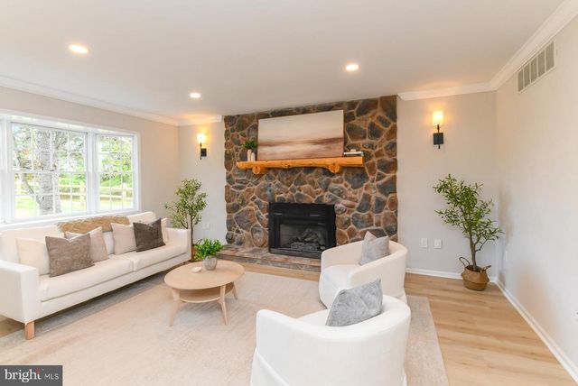 730 TOMLIN STATION RD, Mullica Hill, NJ 08062