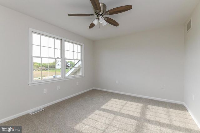 730 TOMLIN STATION RD, Mullica Hill, NJ 08062