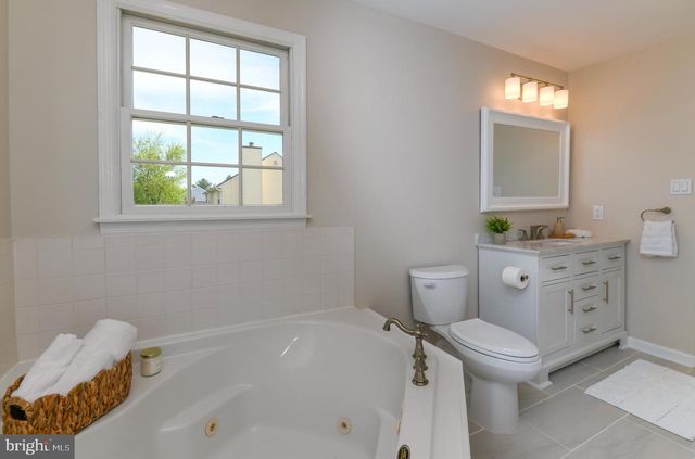 730 TOMLIN STATION RD, Mullica Hill, NJ 08062