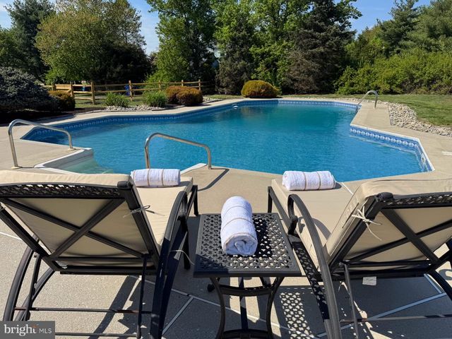 730 TOMLIN STATION RD, Mullica Hill, NJ 08062