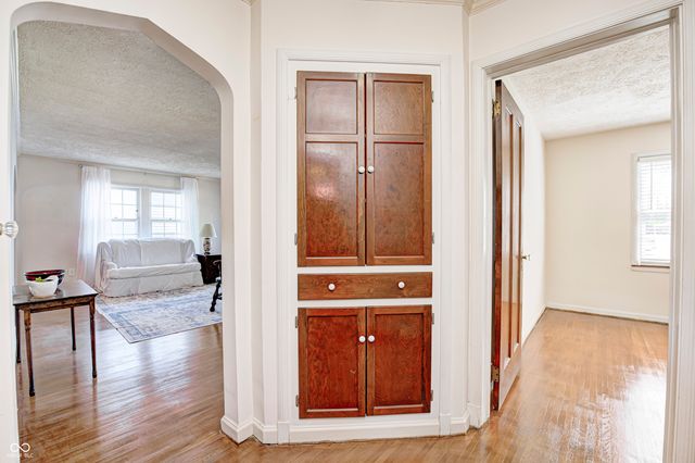 6644 E Washington Street, Indianapolis, IN 46219