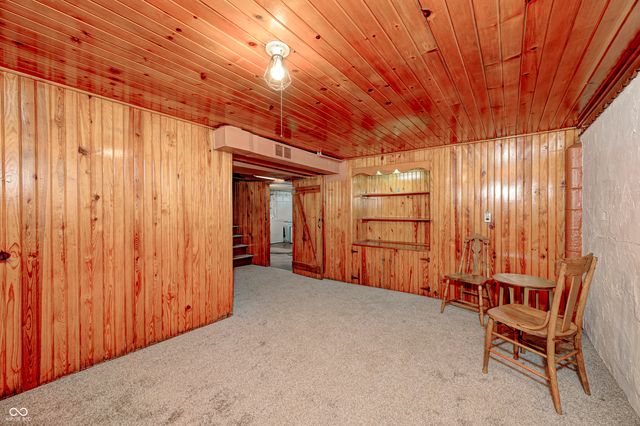 6644 E Washington Street, Indianapolis, IN 46219