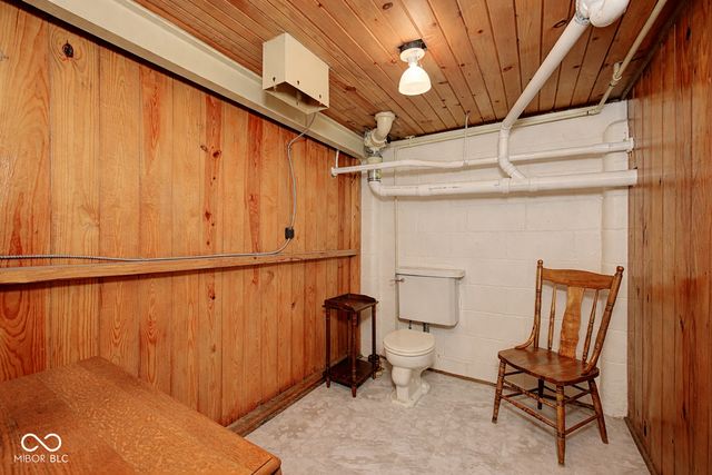 6644 E Washington Street, Indianapolis, IN 46219