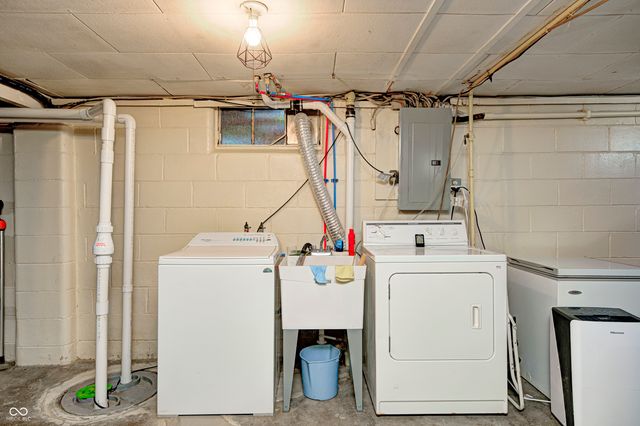 6644 E Washington Street, Indianapolis, IN 46219