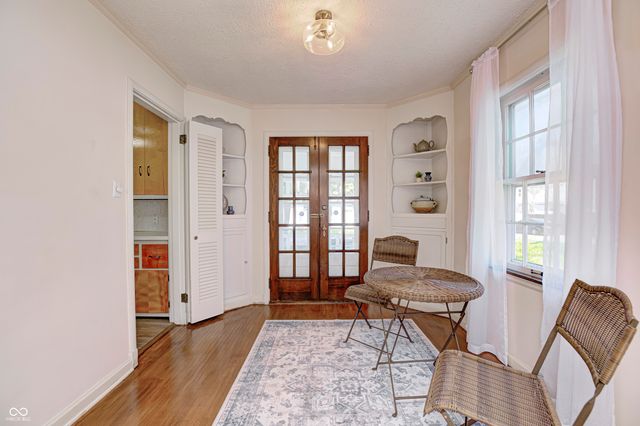 6644 E Washington Street, Indianapolis, IN 46219