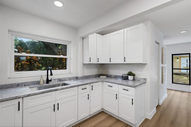 530 16TH ST NW, Largo, FL 33770
